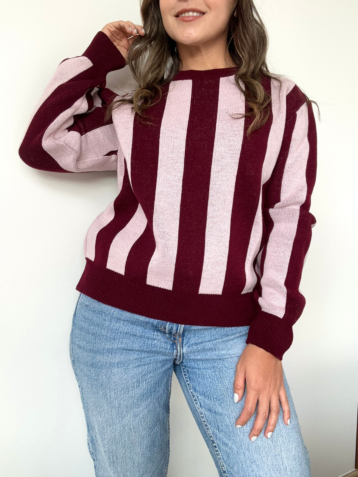 SACO RAYAS VERTICALES VINO CON ROSA