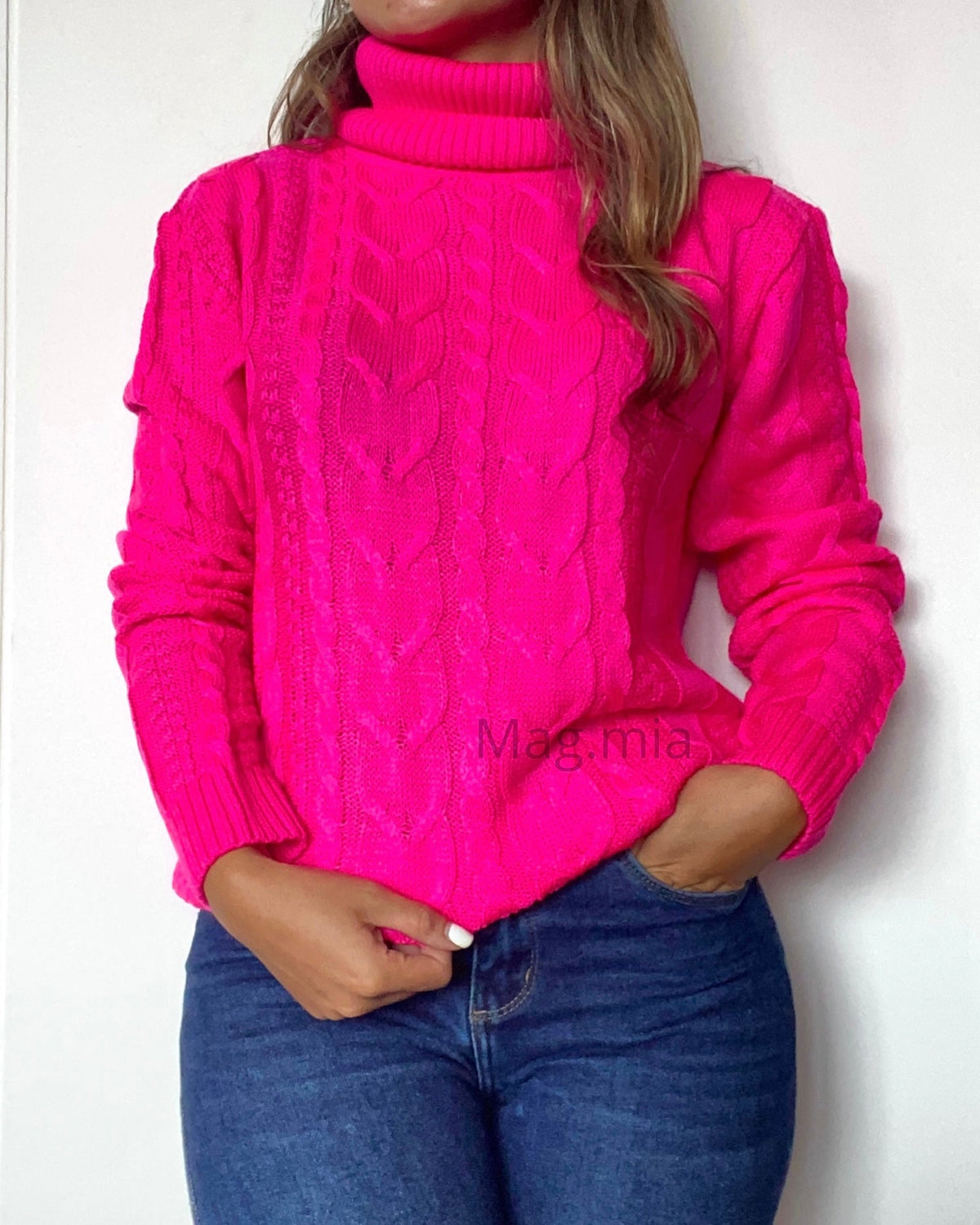 saco cuello tortuga para mujer  tejido en hilo  color fucsia